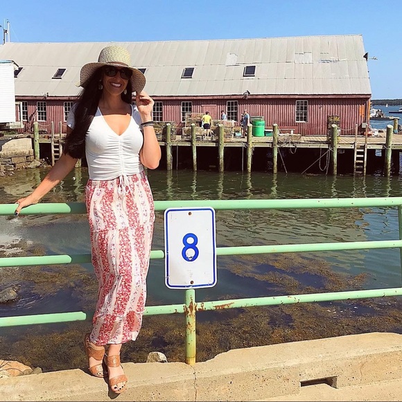 Meet your Posher, Mary - Picture 4 of 10